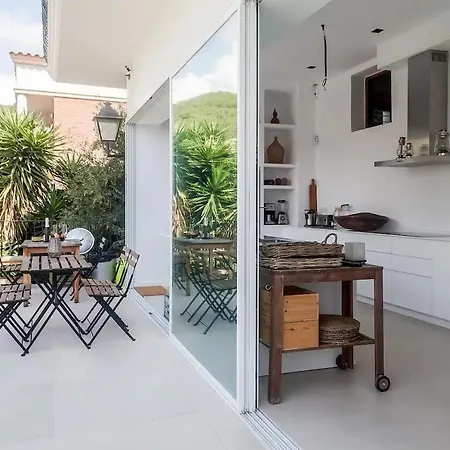 Villa Colonial. Impressive Views Of The Sea. High Design. Renovated. *