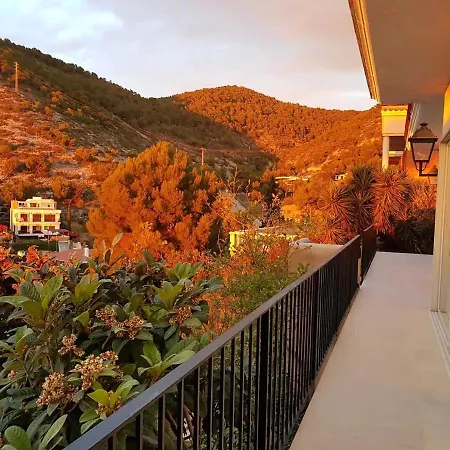 Colonial. Impressive Views Of The Sea. High Design. Renovated. Villa Sitges