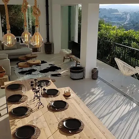Вилла Colonial. Impressive Views Of The Sea. High Design. Renovated. Сиджес